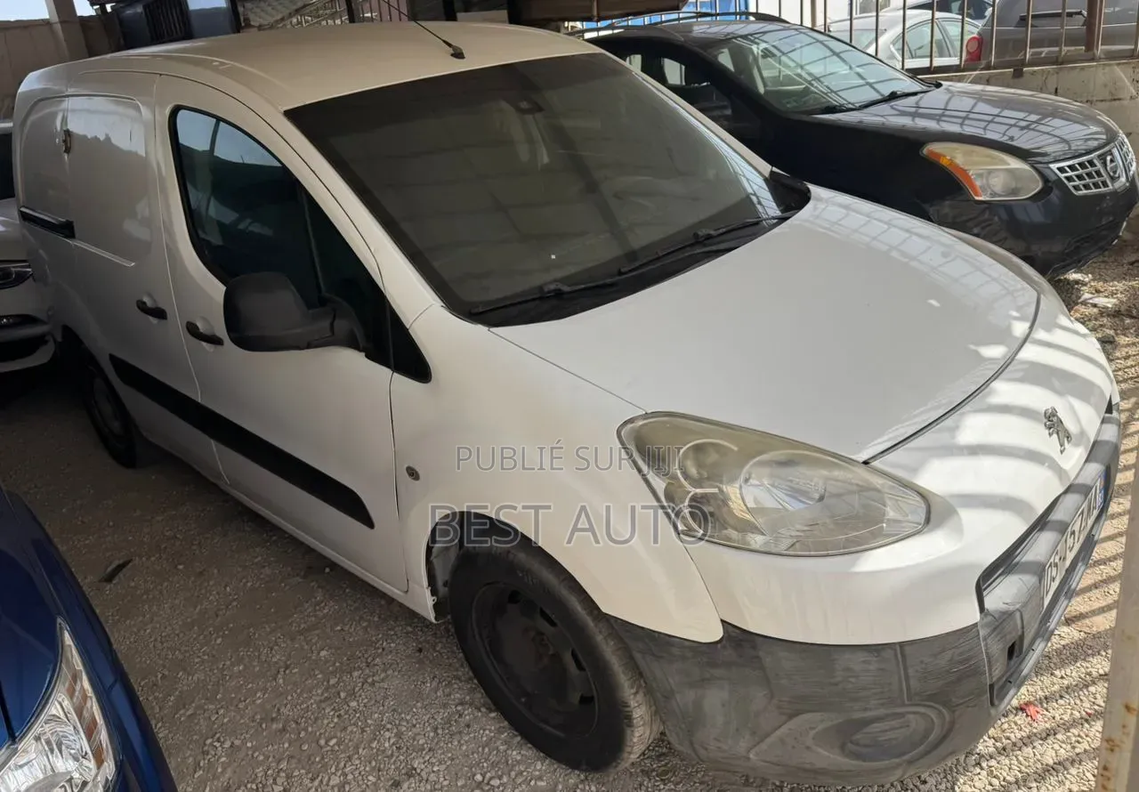 Peugeot Partenaire 2015 Blanc