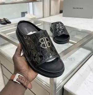 Sandal Balenciaga Disponible
