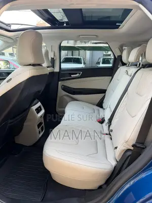Ford Edge Titanium AWD 2024 Bleu