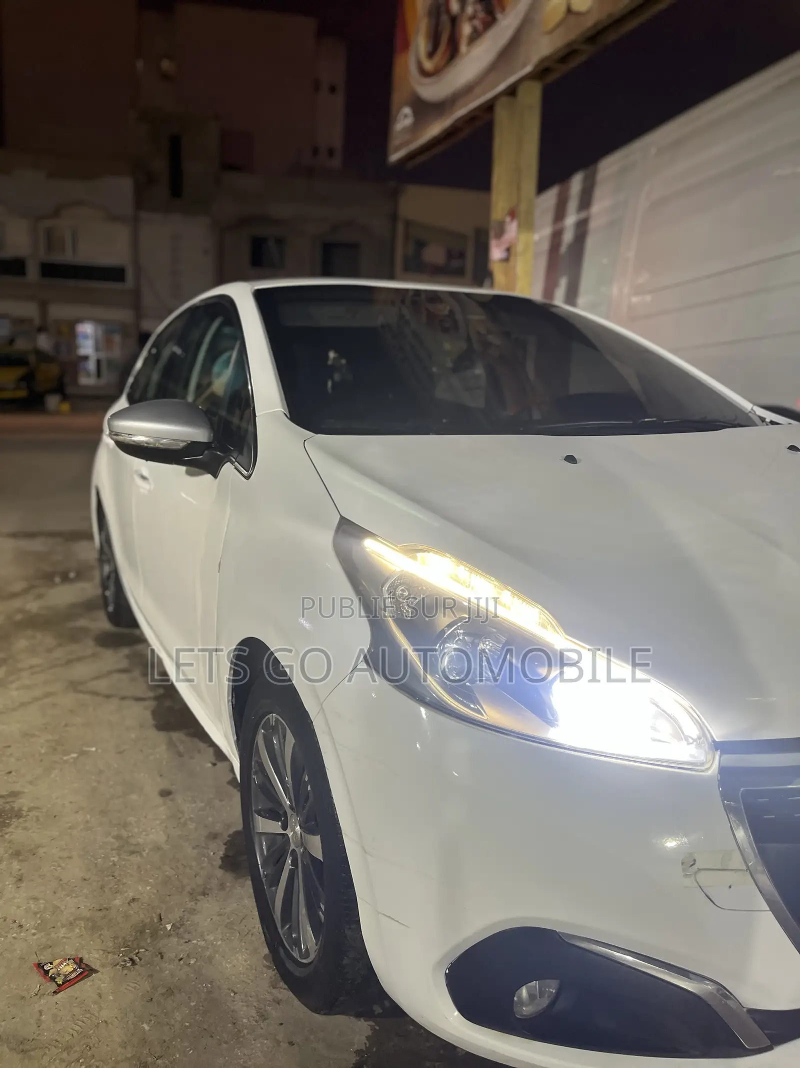 Peugeot 208 2018 Blanc