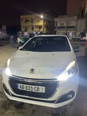 Peugeot 208 2018 Blanc