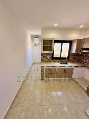 3chbre Appartement dans Ngor à Louer