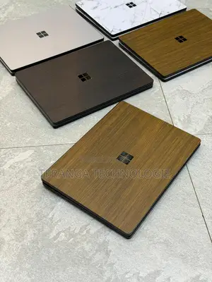 Nouveau Microsoft Surface Laptop 4 8GB Intel Core i5 SSD 256GB