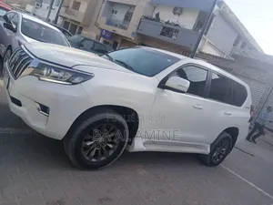 Toyota Land Cruiser Prado 2017 Blanc