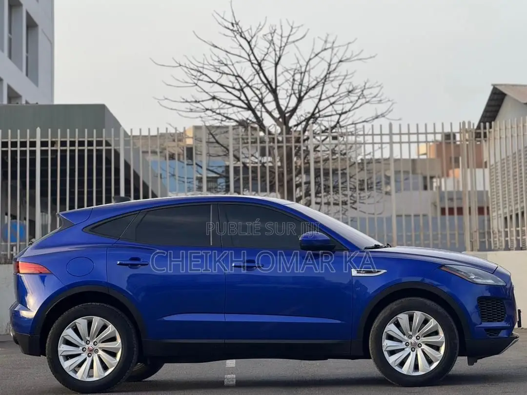 Jaguar E-Pace P250 2021 Bleu
