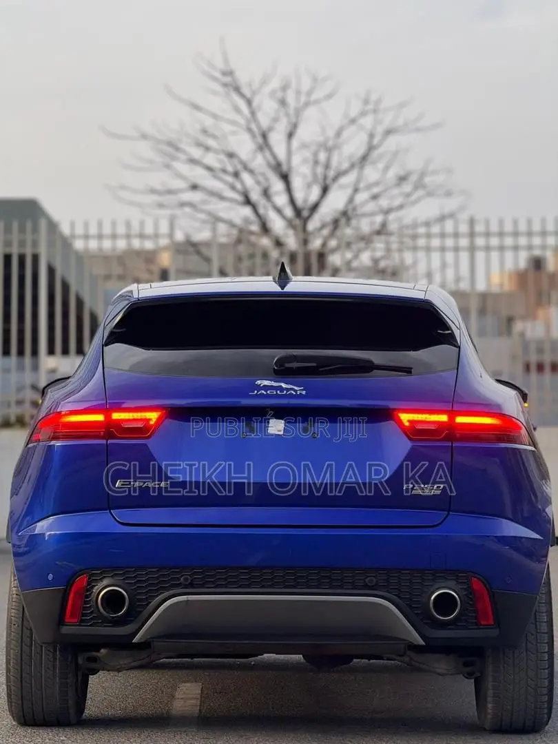 Jaguar E-Pace P250 2021 Bleu