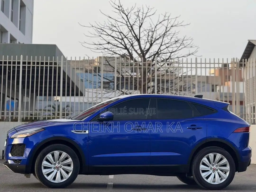 Jaguar E-Pace P250 2021 Bleu