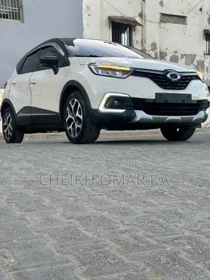 Renault Captur 1.5 Diesel FWD 2018 Beige