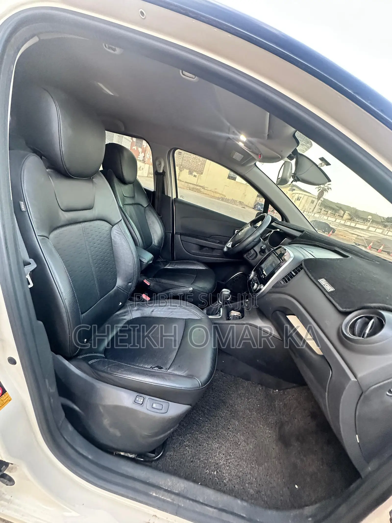 Renault Captur 1.5 Diesel FWD 2018 Beige