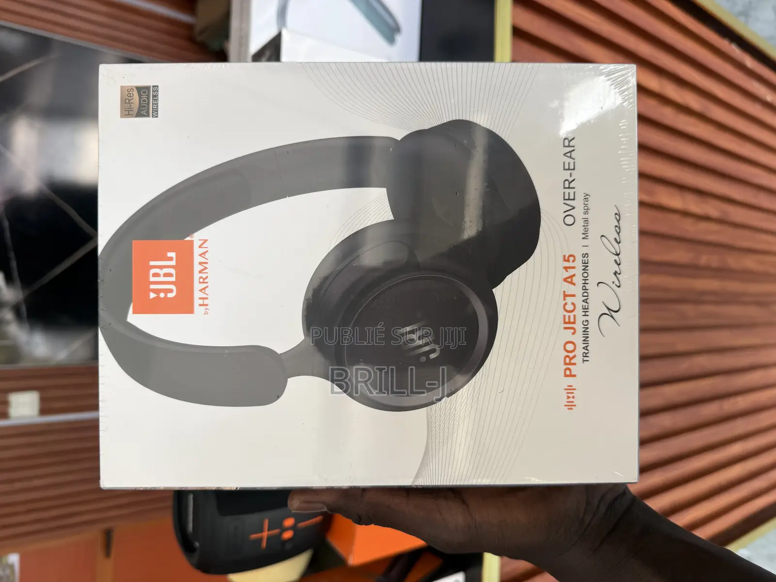 Des Casques Sony-JBL-Bose-Airpodmax