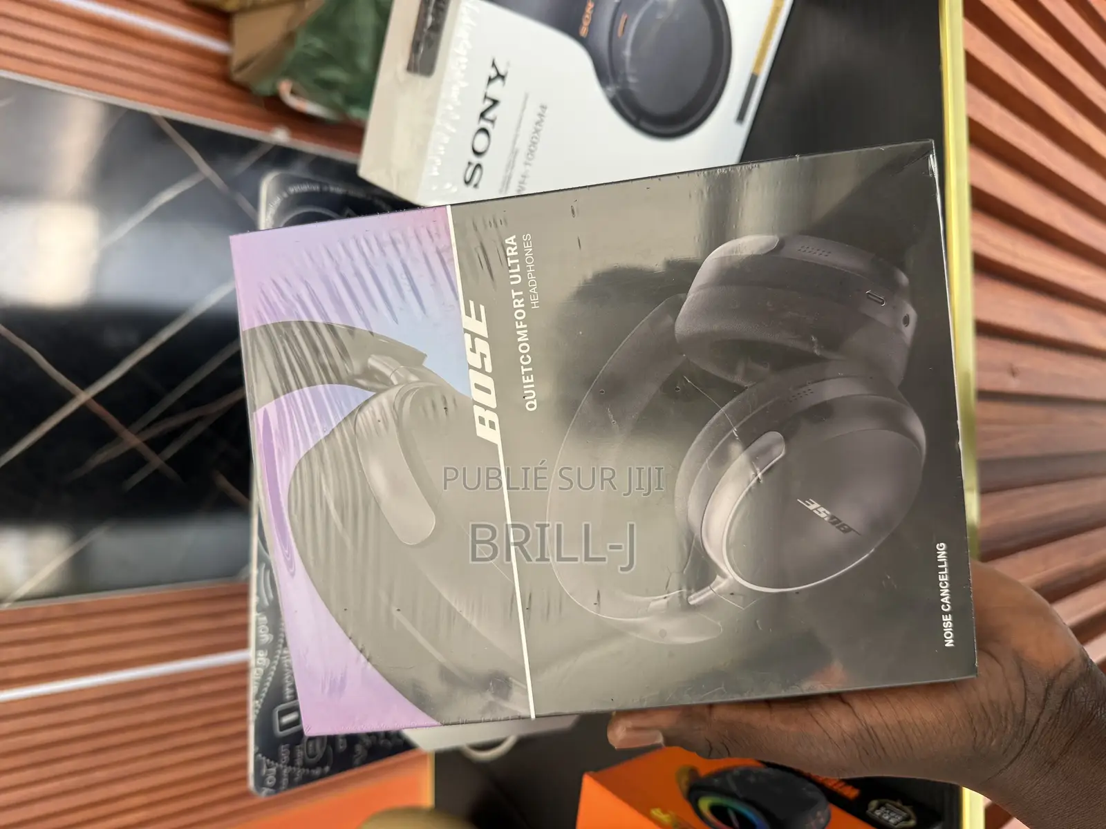 Des Casques Sony-JBL-Bose-Airpodmax
