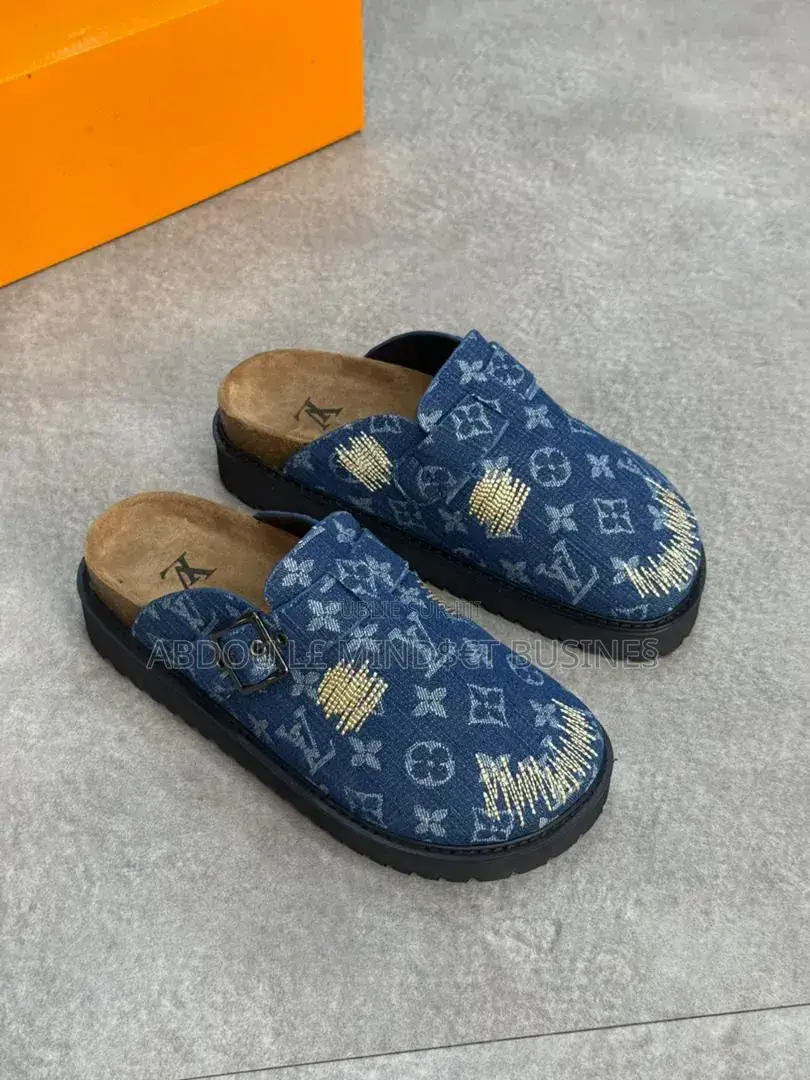 Babouche Louis Vuitton Bleu Disponible
