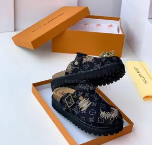 Babouche Louis Vuitton Noir Disponible
