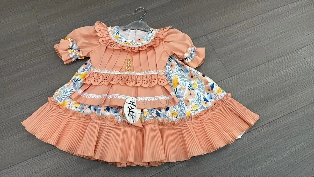 Ensemble Jupe Plissée Et Set Haut