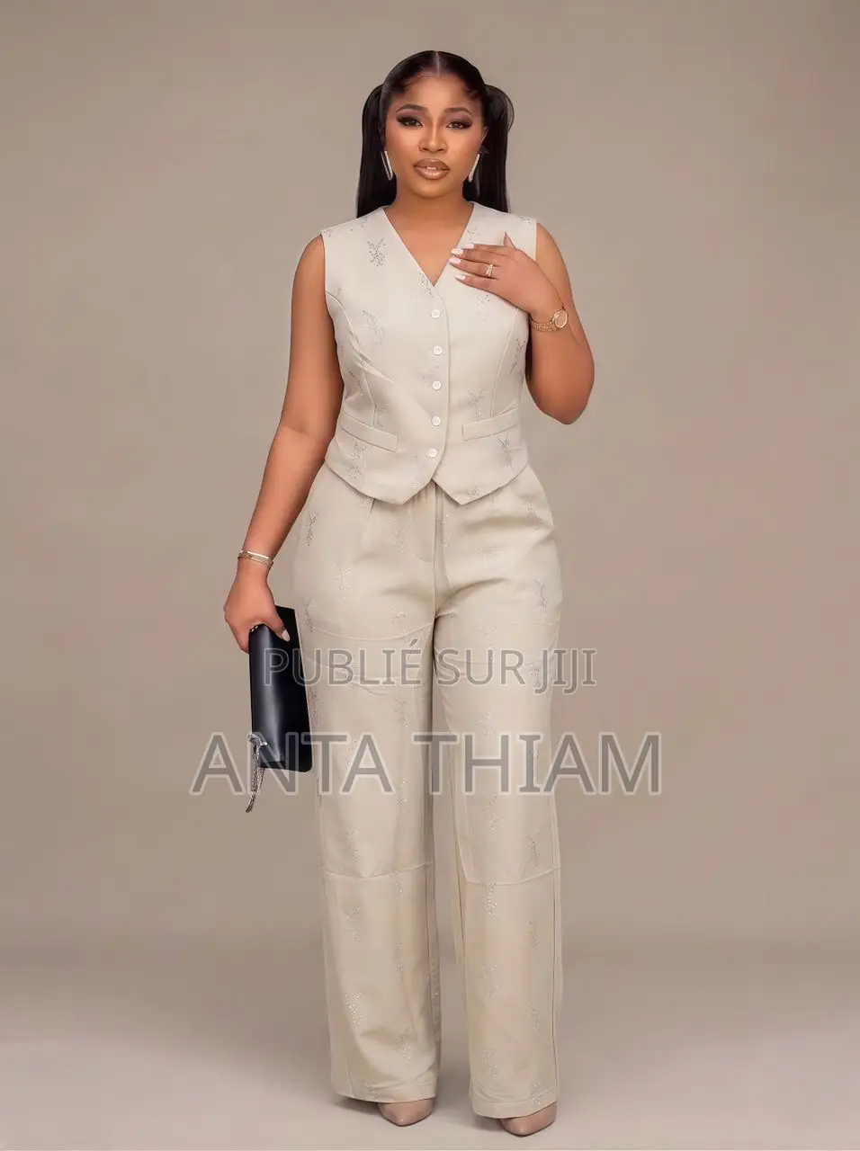 Chic Ensemble Pour Dame Très Élégante