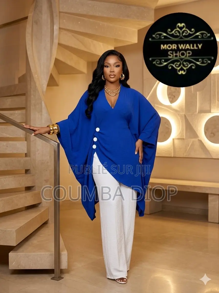 Robe Avec Bas Large