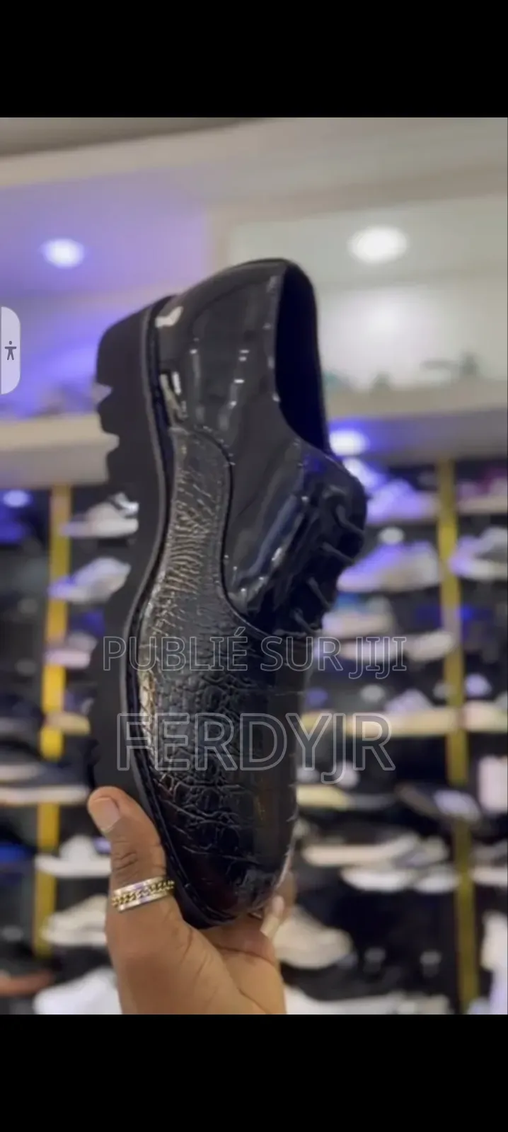 Chaussures De Ville Prada Dispo Avec Livraison