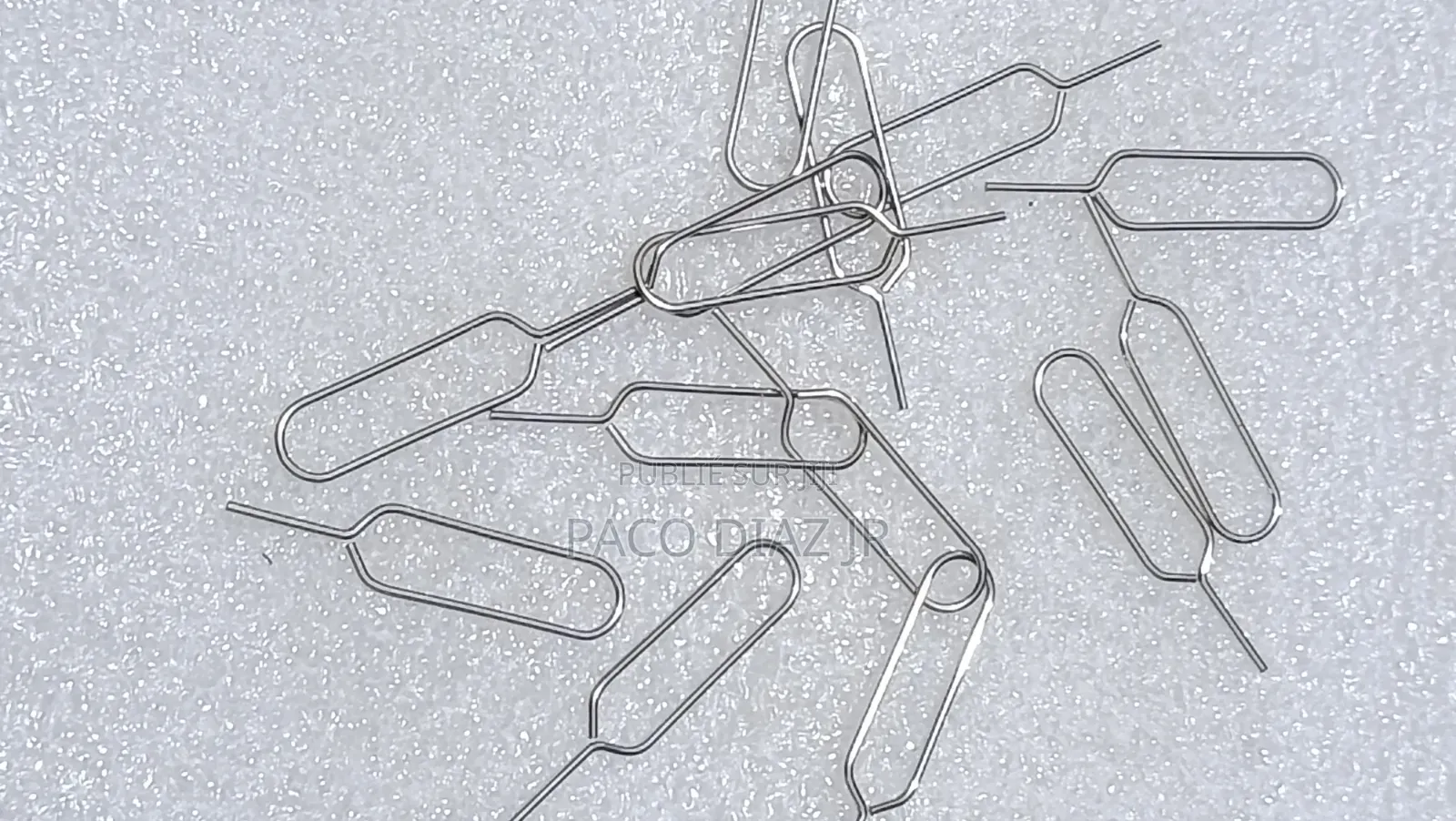 Broches d'Extraction