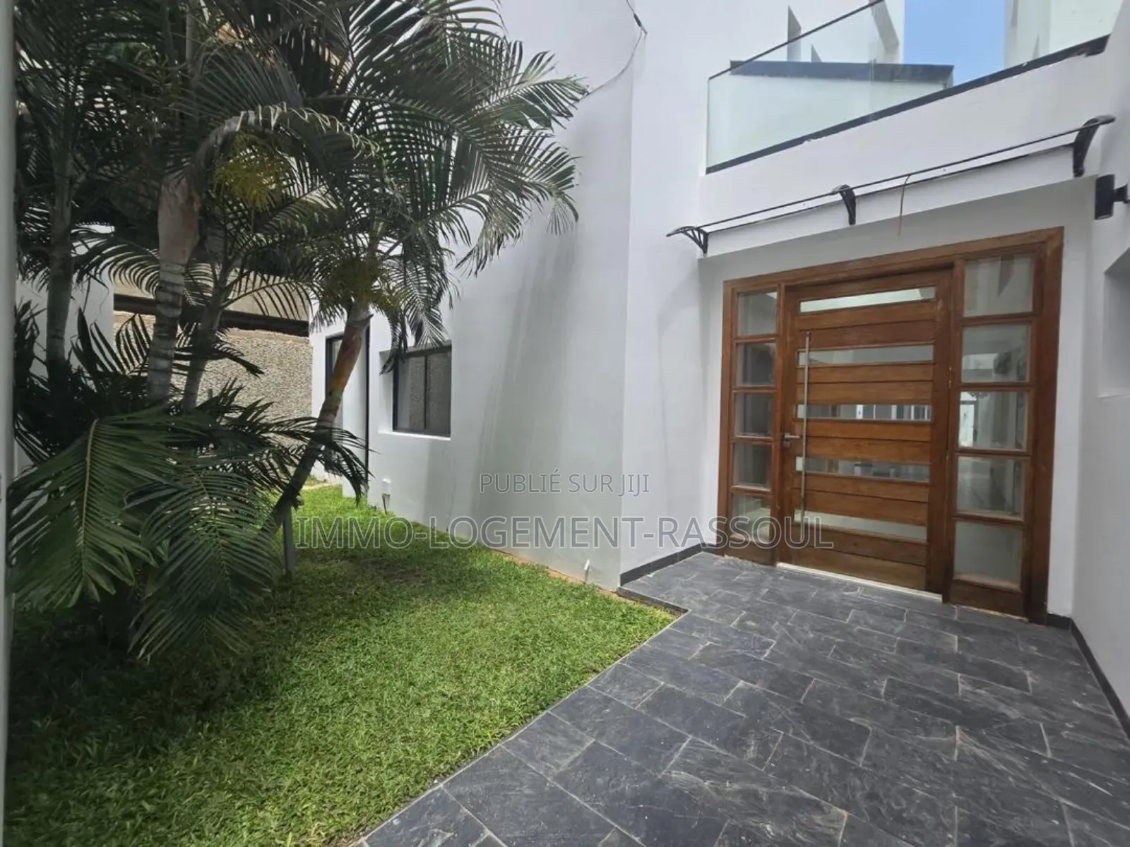 6chbre Villa dans , Almadies à Vendre