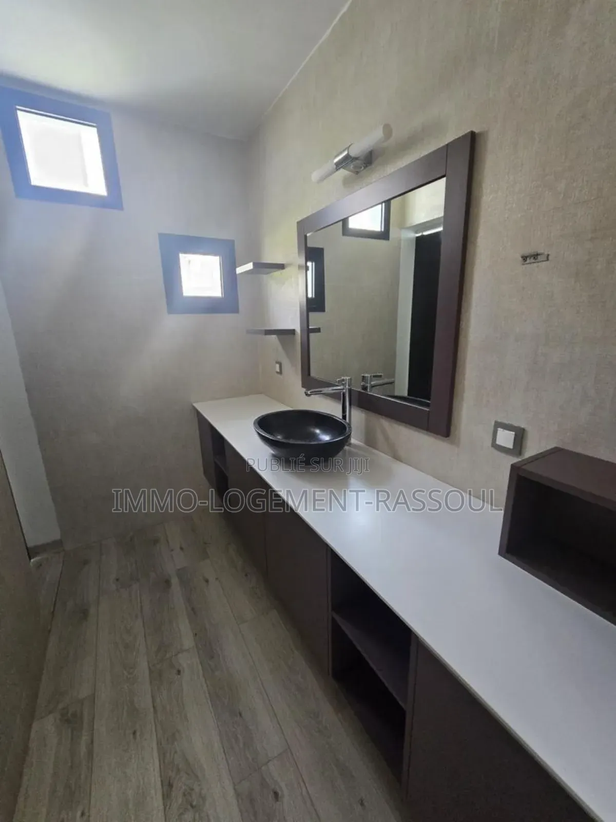 6chbre Villa dans , Almadies à Vendre