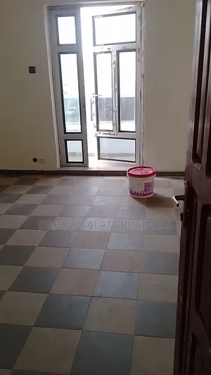 2chbre Appartement dans Yoff à Louer