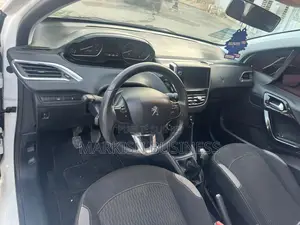 Peugeot 208 2018 Blanc