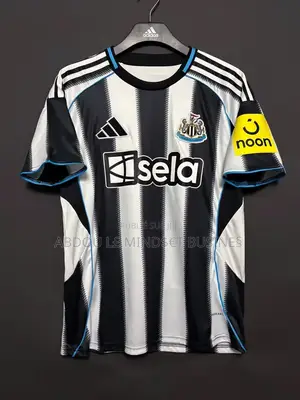 Maillots Newcastle Disponible