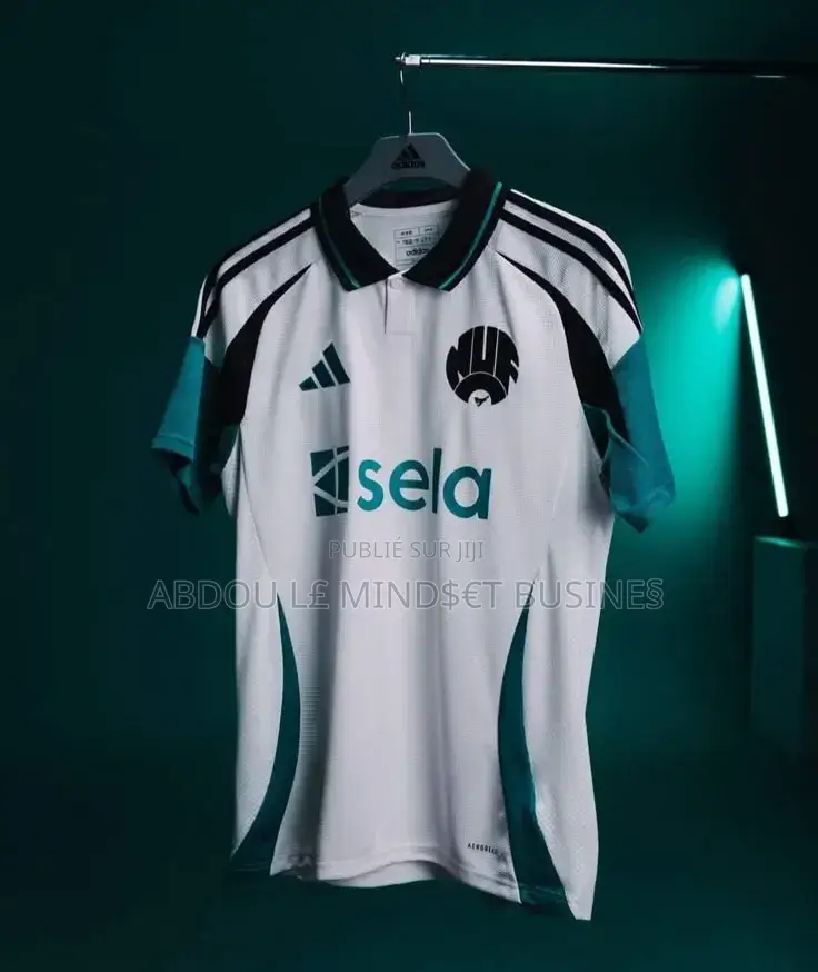 Maillots Newcastle Disponible