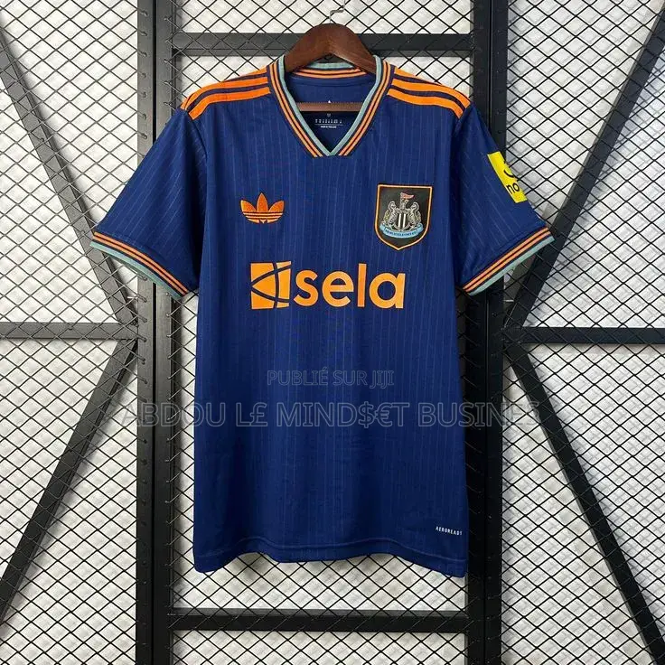 Maillots Newcastle Disponible