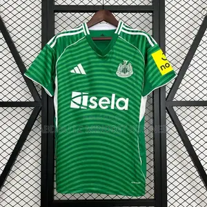 Maillots Newcastle Disponible