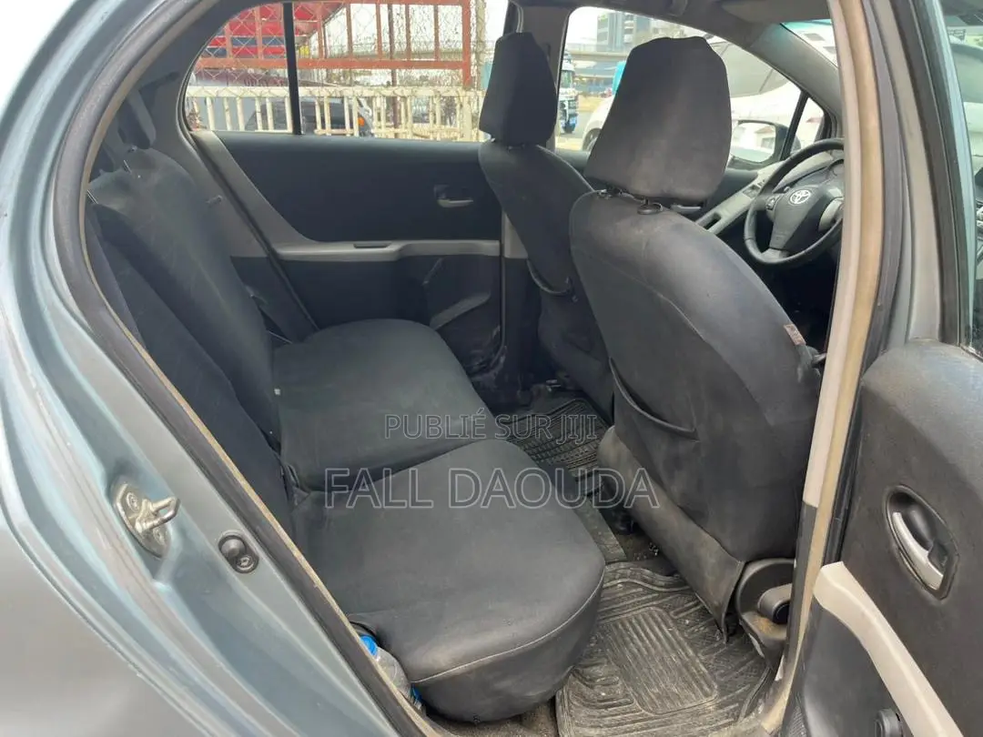 Toyota Yaris 2007 Gris