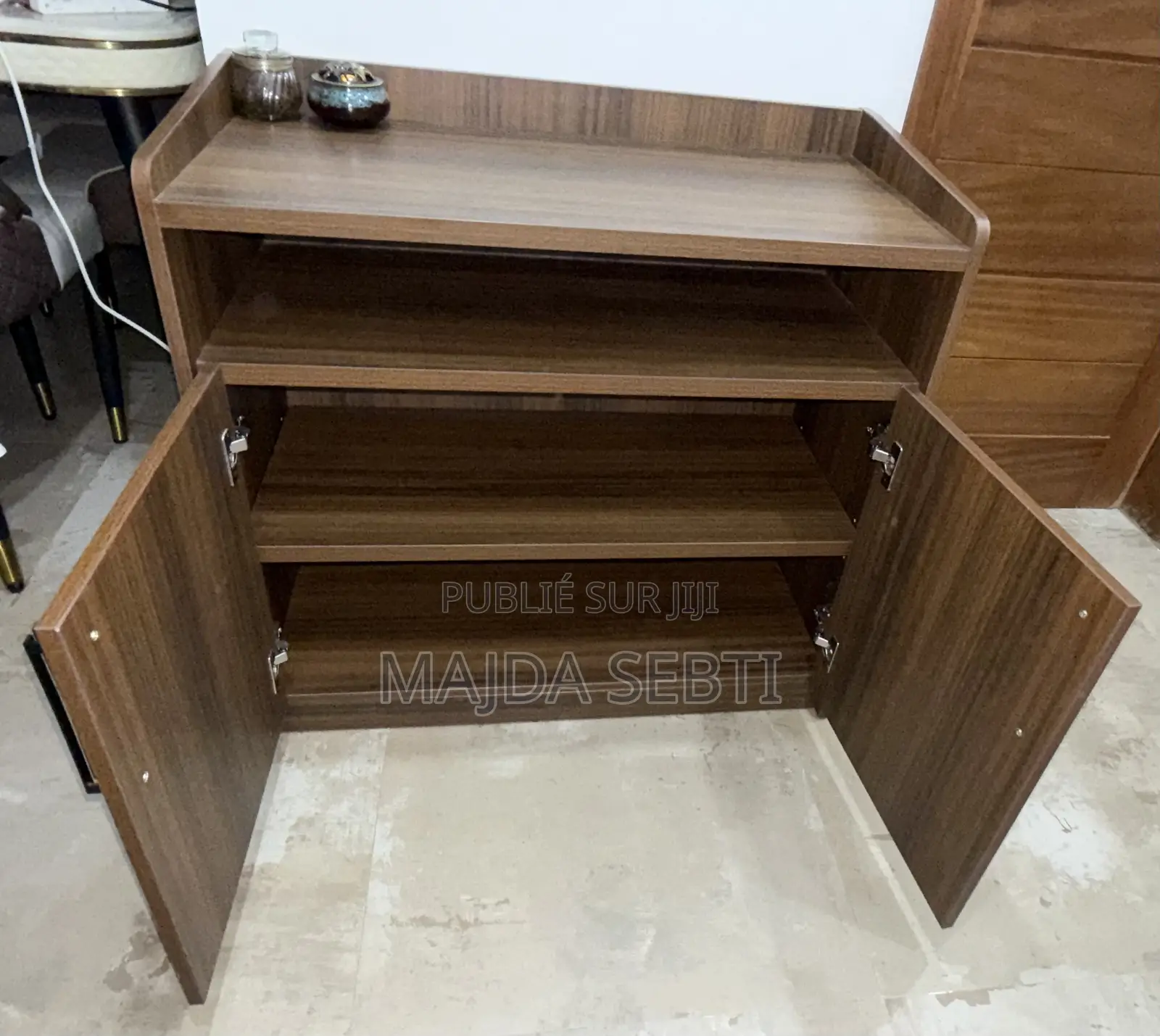 Meuble De Rangement en Bois Massif