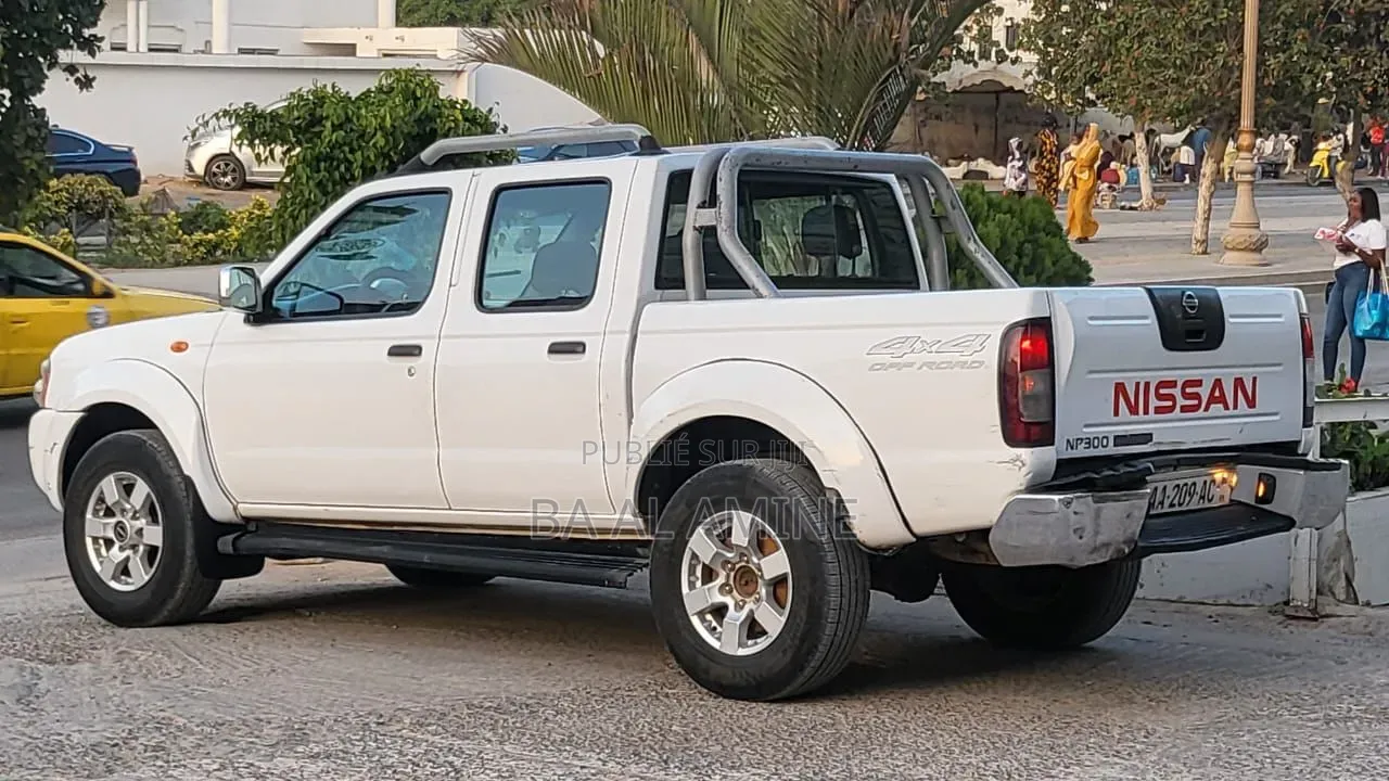 Nissan NP300 2020 Blanc