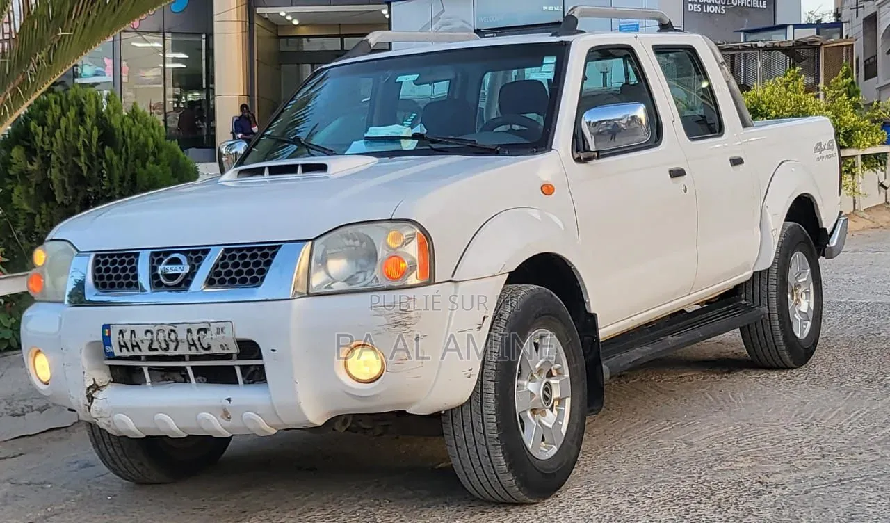 Nissan NP300 2020 Blanc