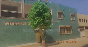 5chbre Villa dans , Dieuppeul-Derklé à Vendre