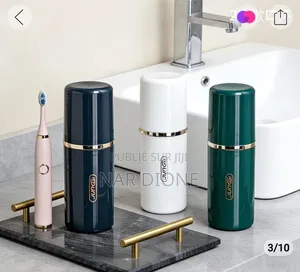Conteneur De Brosse