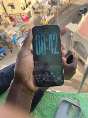 Nouveau Apple iPhone 16 Pro 256 GB Doré