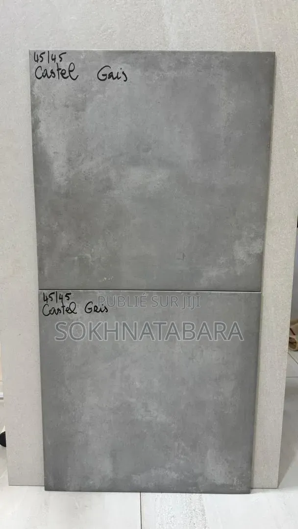 Vente De Carreaux Et Autres