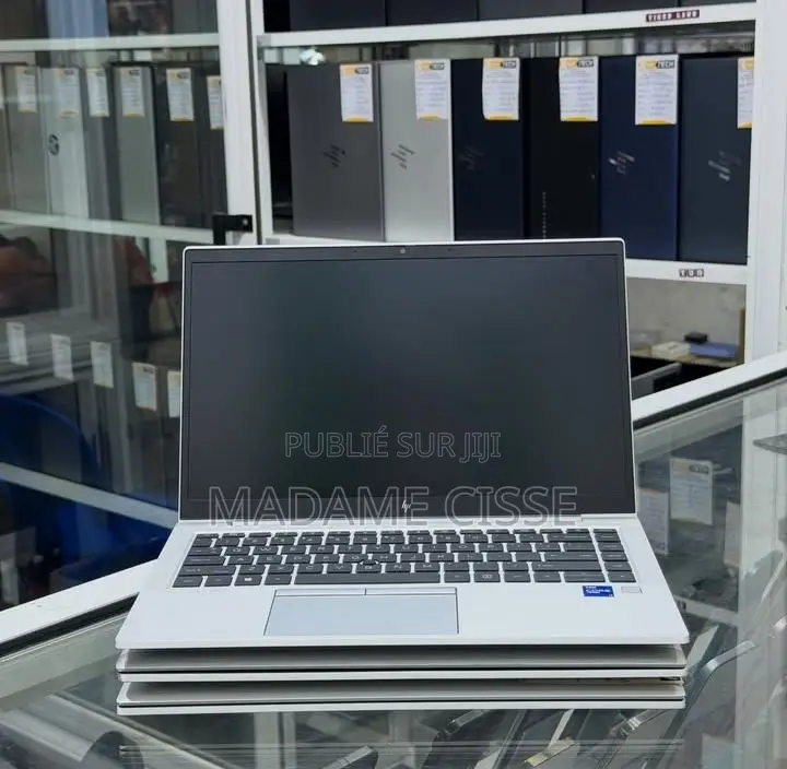 Nouveau HP EliteBook 840 G8 16GB Intel Core i5 SSD 256GB