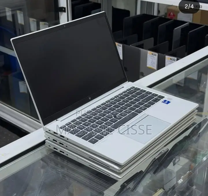 Nouveau HP EliteBook 840 G8 16GB Intel Core i5 SSD 256GB