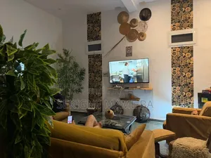 Meublé 3chbre Villa dans Urgence Immo, Fann-Point E-Amitié à Louer