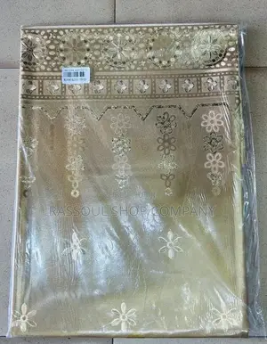 Nappe Toile Dimension 1m50x1m37 Prix:2000f
