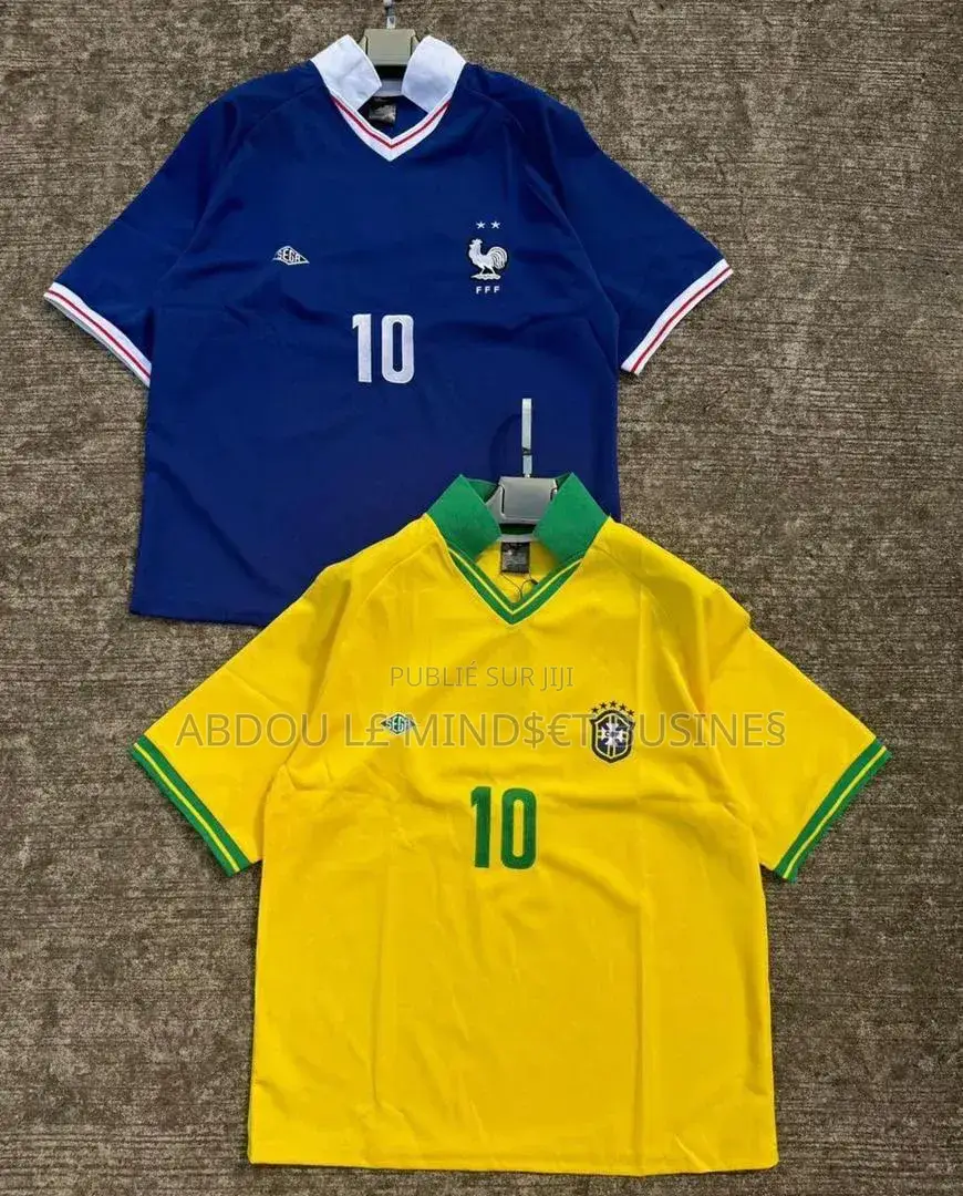 T-Shirt Clubs Team Disponible