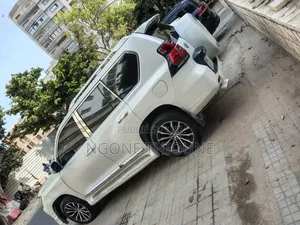 Toyota Land Cruiser Prado 2015 Blanc