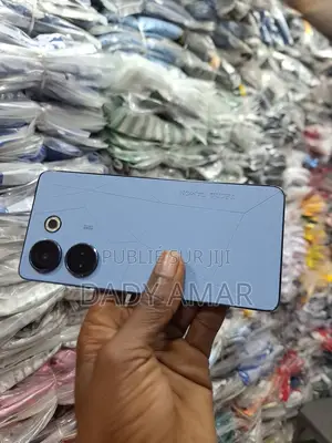 Nouveau Tecno Camon 20 256 GB Bleu