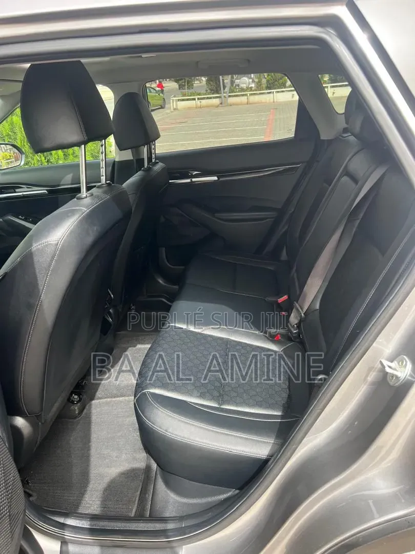 Kia Seltos 2021 Gris