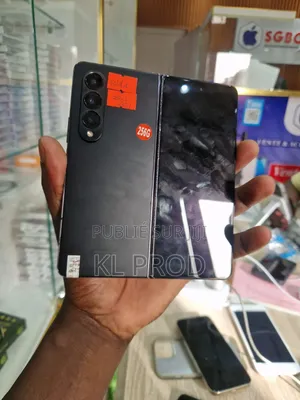 Nouveau Samsung Galaxy Z Fold4 256 GB Noir