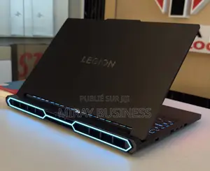 Ordinateur portable Lenovo Legion Pro 7 32GB Intel Core Ultra 9 SSD 1T