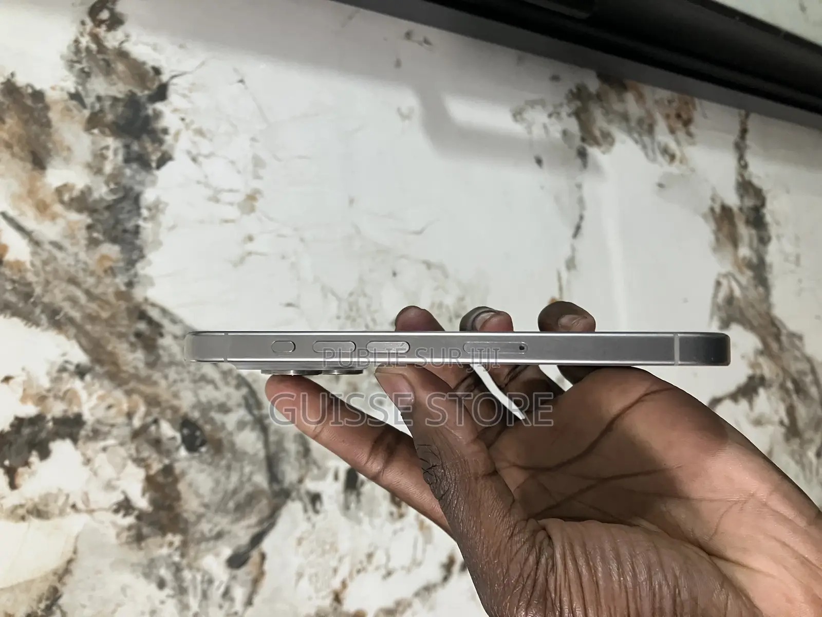 Apple iPhone 15 Pro 256 GB Doré