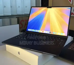 Apple MacBook Air 2025 M4 13-inch 16GB Apple M4 eMMC 256GB